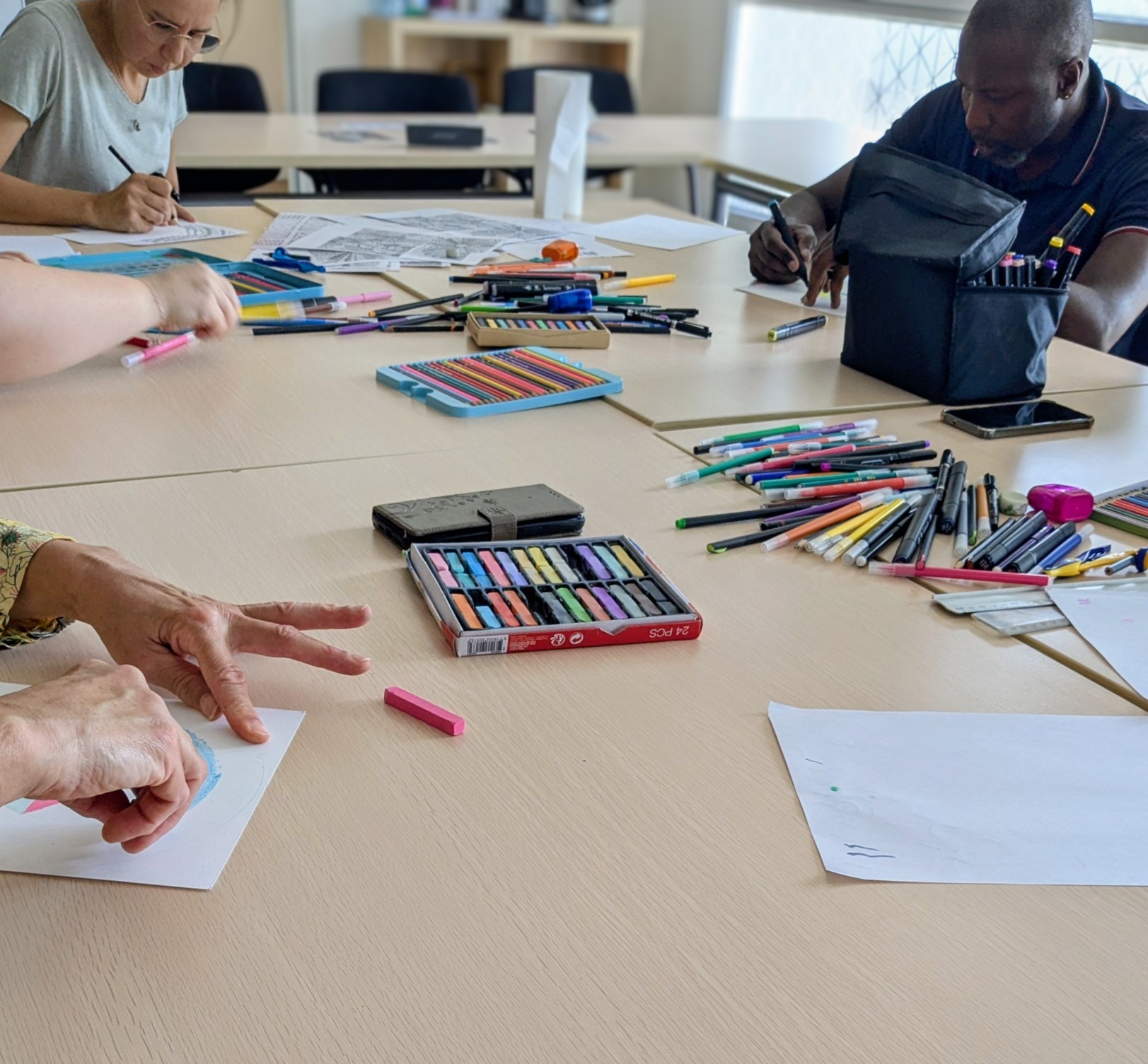 Atelier méditatif en entreprise - art thérapie - Articho
